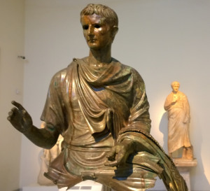 Greek Depictions of Augustus in Life and Death