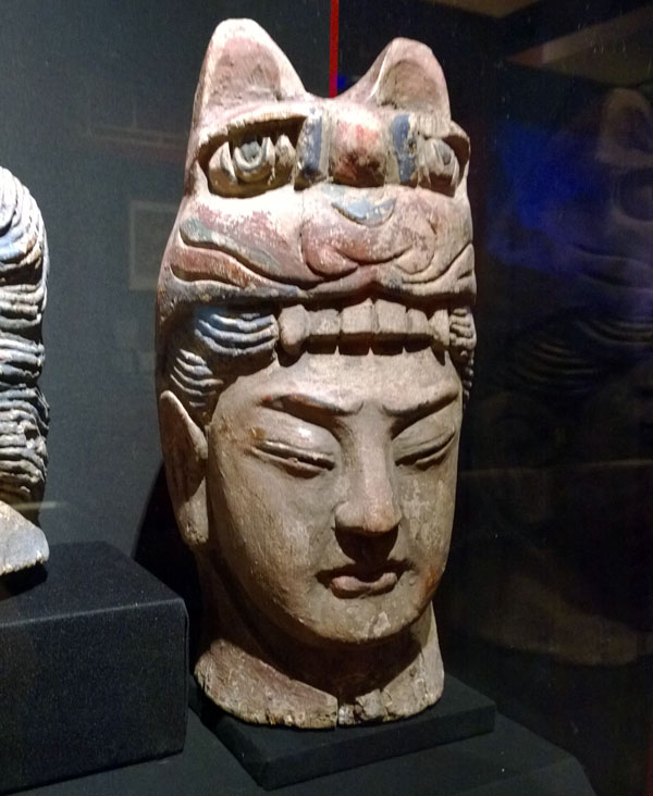 Wooden bust of Kaidu, Yuan Dynasty (c. 1300)